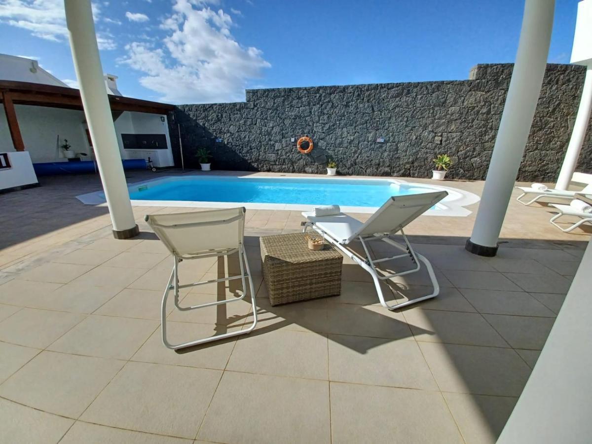 פוארטו קאלרו Villa Lanzarote מראה חיצוני תמונה